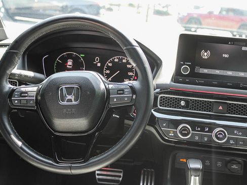 Used 2025 Honda Civic Sport image 15