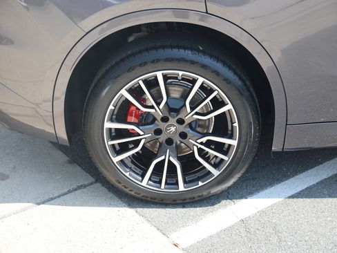 Used 2024 Maserati Grecale GT AWD/4WD image 12