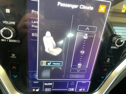 Used 2022 Subaru Legacy Limited image 10