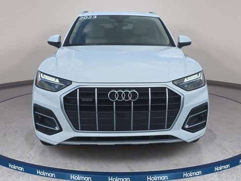 Used 2023 Audi Q5 2.0T Premium w/ Convenience Package AWD/4WD image 4