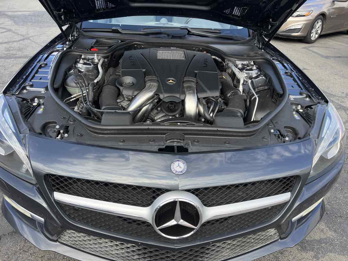 Used 2013 Mercedes-Benz SL 550 image 23