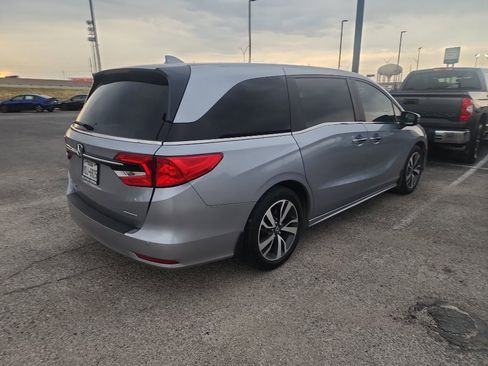 Used 2024 Honda Odyssey Touring image 5