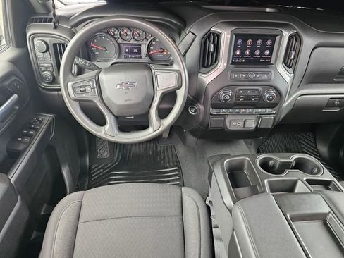 Used 2025 Chevrolet Silverado 1500 Custom Trail Boss AWD/4WD image 36