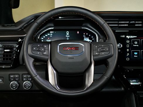 Used 2025 GMC Sierra 1500 AT4 w/ AT4 Premium Package image 23