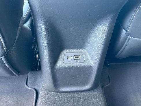 Certified 2022 Buick Envision Preferred FWD image 24