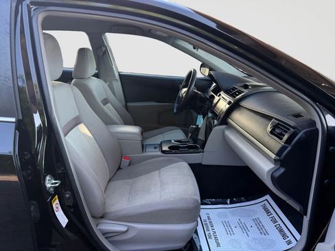 Used 2014 Toyota Camry LE FWD image 20