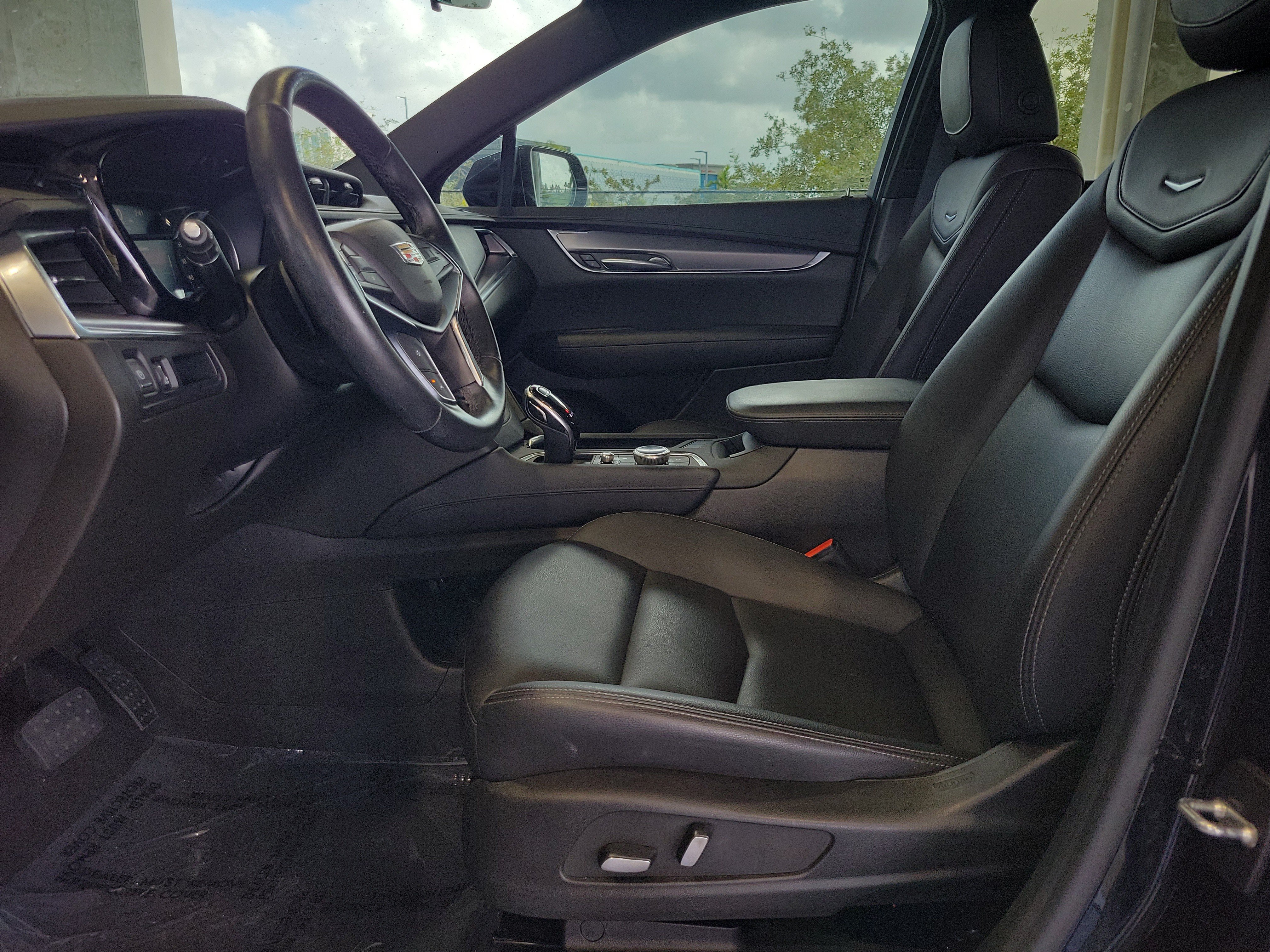 Used 2023 Cadillac XT5 Luxury FWD image 19