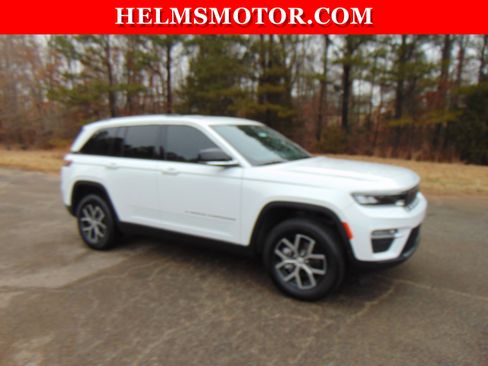 Certified 2024 Jeep Grand Cherokee Limited image 10