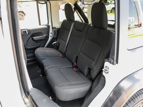 Used 2021 Jeep Wrangler Unlimited Sport AWD/4WD image 51