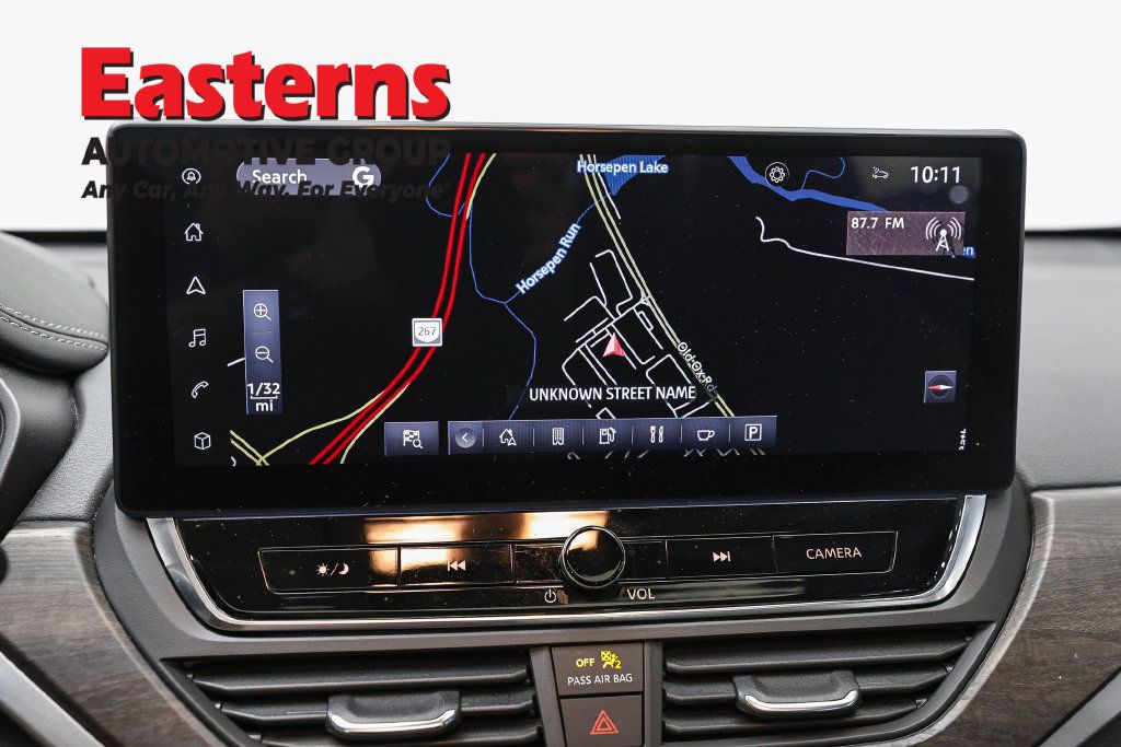 Used 2023 Nissan Altima 2.5 SV w/ SV Premium Package FWD image 21