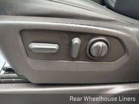 Used 2022 GMC Sierra 1500 SLT w/ SLT Premium Plus Package image 37