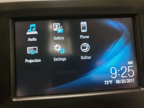 Used 2018 Chevrolet Equinox LS image 28