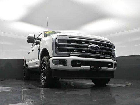 Used 2024 Ford F250 Platinum AWD/4WD image 27