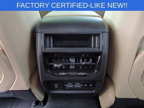 Certified 2025 Jeep Grand Cherokee Limited w/ Luxury Tech Group II RWD image 33