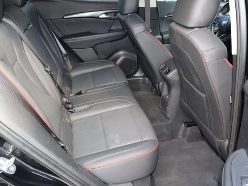 Used 2023 Buick Envision Essence w/ Sport Touring Package FWD image 17