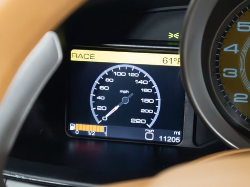 Used 2012 Ferrari 458 Italia Coupe image 22