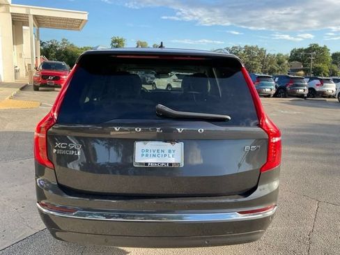 Certified 2023 Volvo XC90 B5 Plus AWD/4WD image 6