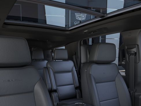 New 2026 GMC Yukon Denali w/ Denali Reserve Package AWD/4WD image 24
