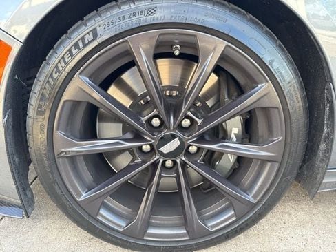 Used 2022 Cadillac CT4 V Blackwing w/ Carbon Fiber 1 Package RWD image 3