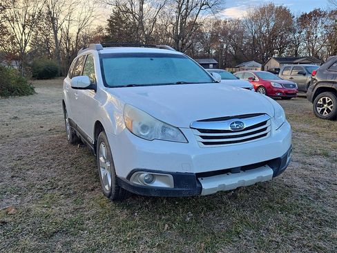 Used 2012 Subaru Outback 2.5i Limited w/ Moonroof Pkg image 4