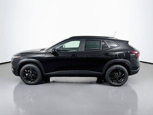 New 2026 Chevrolet Trax LT w/ Driver Confidence Package FWD image 8