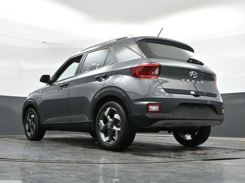 Used 2026 Hyundai Venue SEL FWD image 46