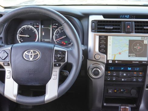 Used 2021 Toyota 4Runner Limited RWD image 28