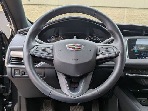 Certified 2023 Cadillac XT4 Premium Luxury AWD/4WD image 10