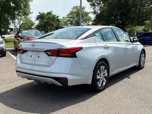 Certified 2023 Nissan Altima 2.5 S FWD image 2