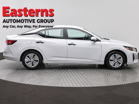 Used 2024 Nissan Sentra S FWD image 4