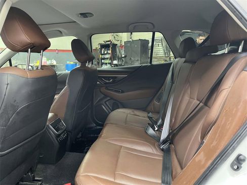 Used 2022 Subaru Outback Touring image 13