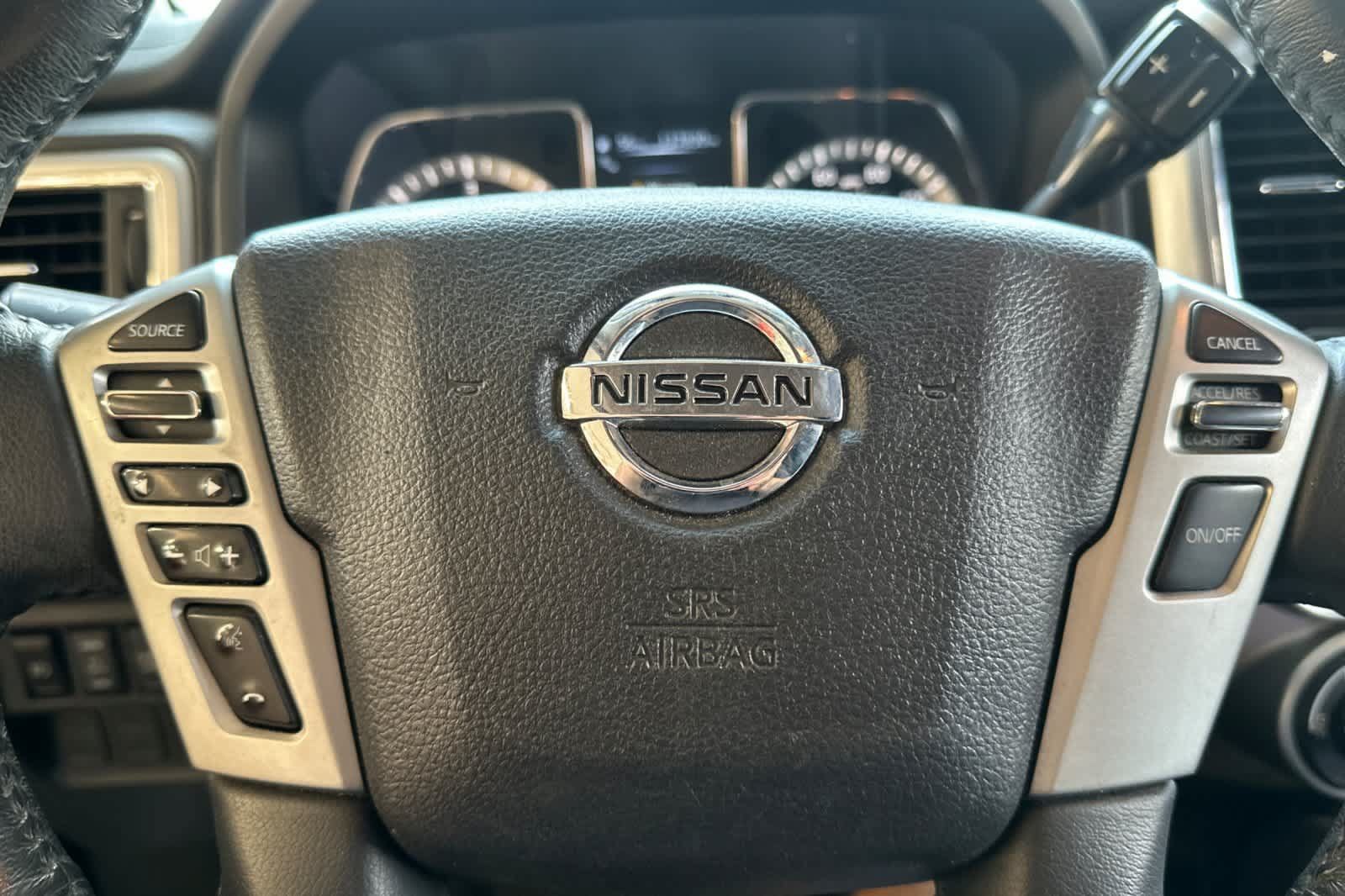 Used 2016 Nissan Titan SV AWD/4WD image 24