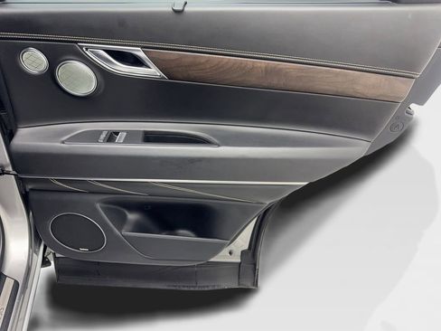 Used 2023 Genesis GV80 3.5T w/ Advanced Package image 43