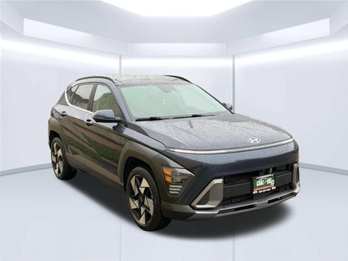 Used 2024 Hyundai Kona Limited AWD/4WD image 3