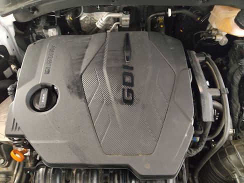 Used 2023 Kia Sorento LX image 30