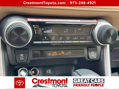 Certified 2025 Toyota RAV4 LE AWD/4WD image 24
