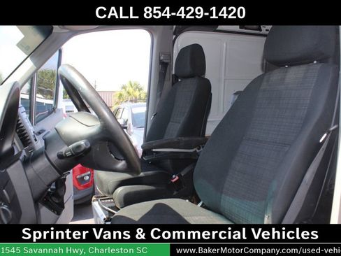 Used 2016 Mercedes-Benz Sprinter 2500 image 7