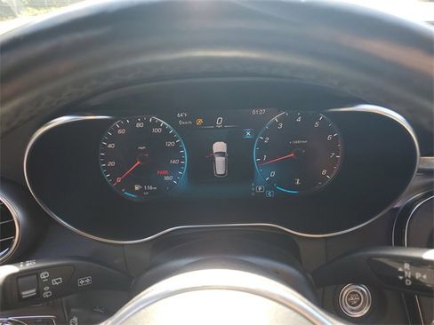 Used 2021 Mercedes-Benz GLC 300 4MATIC image 15