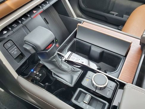 New 2026 Toyota Tundra 1794 Edition AWD/4WD image 38