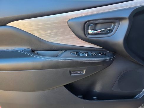 Used 2015 Nissan Murano SL image 17