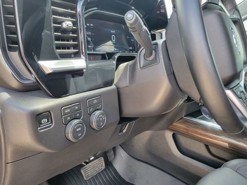 Used 2026 Chevrolet Silverado 1500 RST AWD/4WD image 24