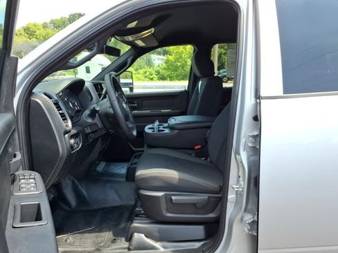 New 2026 RAM 3500 Tradesman AWD/4WD image 6
