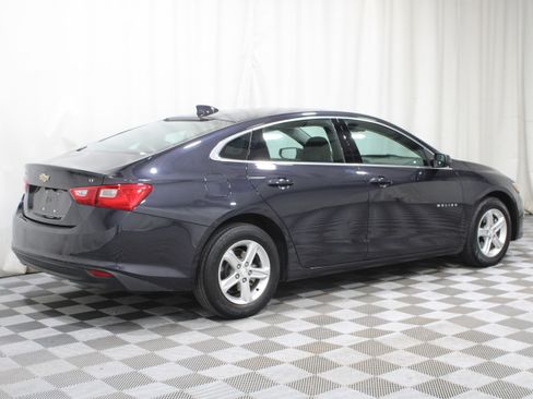 Used 2023 Chevrolet Malibu LT FWD image 31