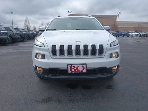 Used 2014 Jeep Cherokee Latitude w/ Comfort/Convenience Group image 2