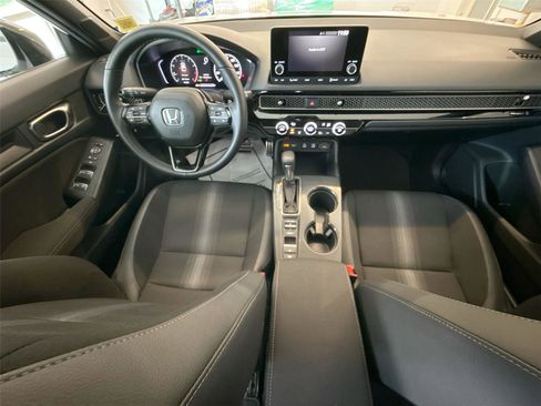 Used 2025 Honda Civic Sport image 21