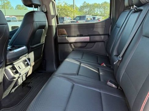 Used 2022 Ford F150 Lariat w/ Trailer Tow Package AWD/4WD image 11