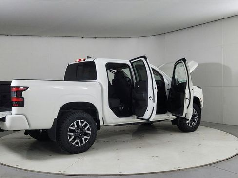 New 2026 Nissan Frontier SV w/ All-Weather Content Package image 12