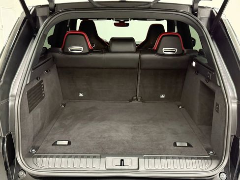 Used 2021 Land Rover Range Rover Sport SVR image 45