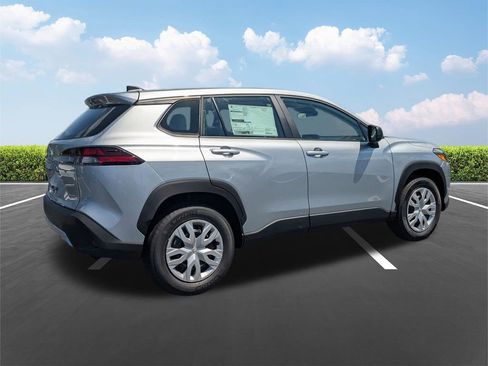 New 2026 Toyota Corolla Cross L image 4