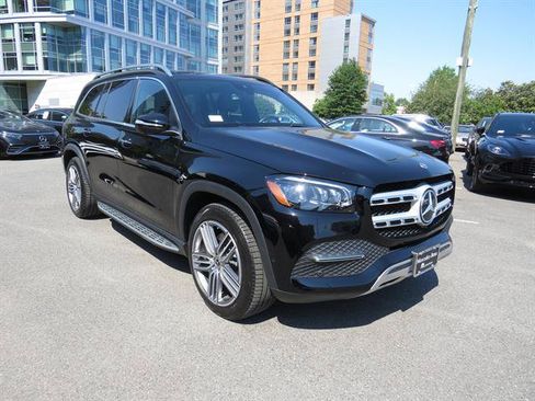 Used 2022 Mercedes-Benz GLS 450 4MATIC image 5